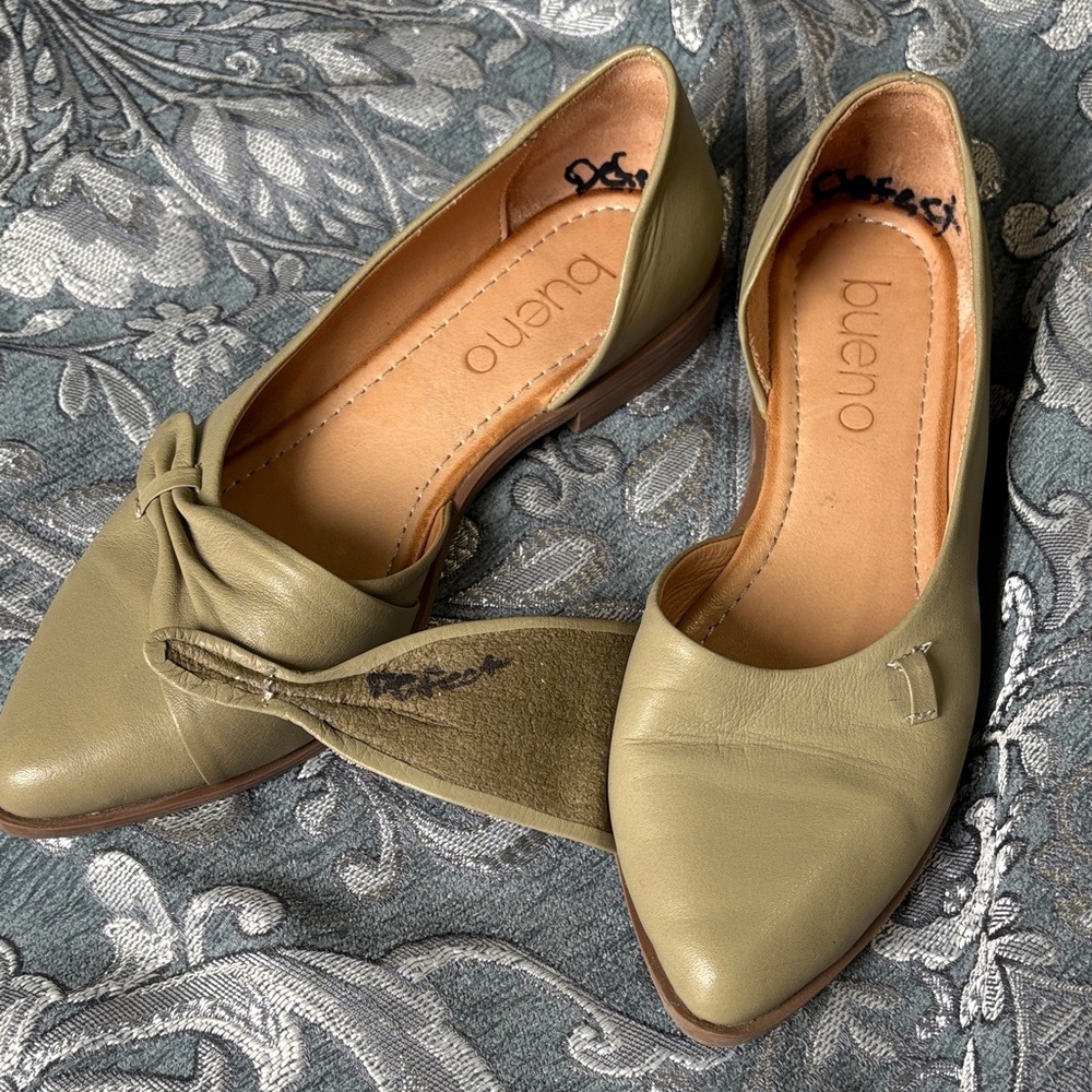 Bueno Women's Olive Leather Loafers - Picture 3 of 4